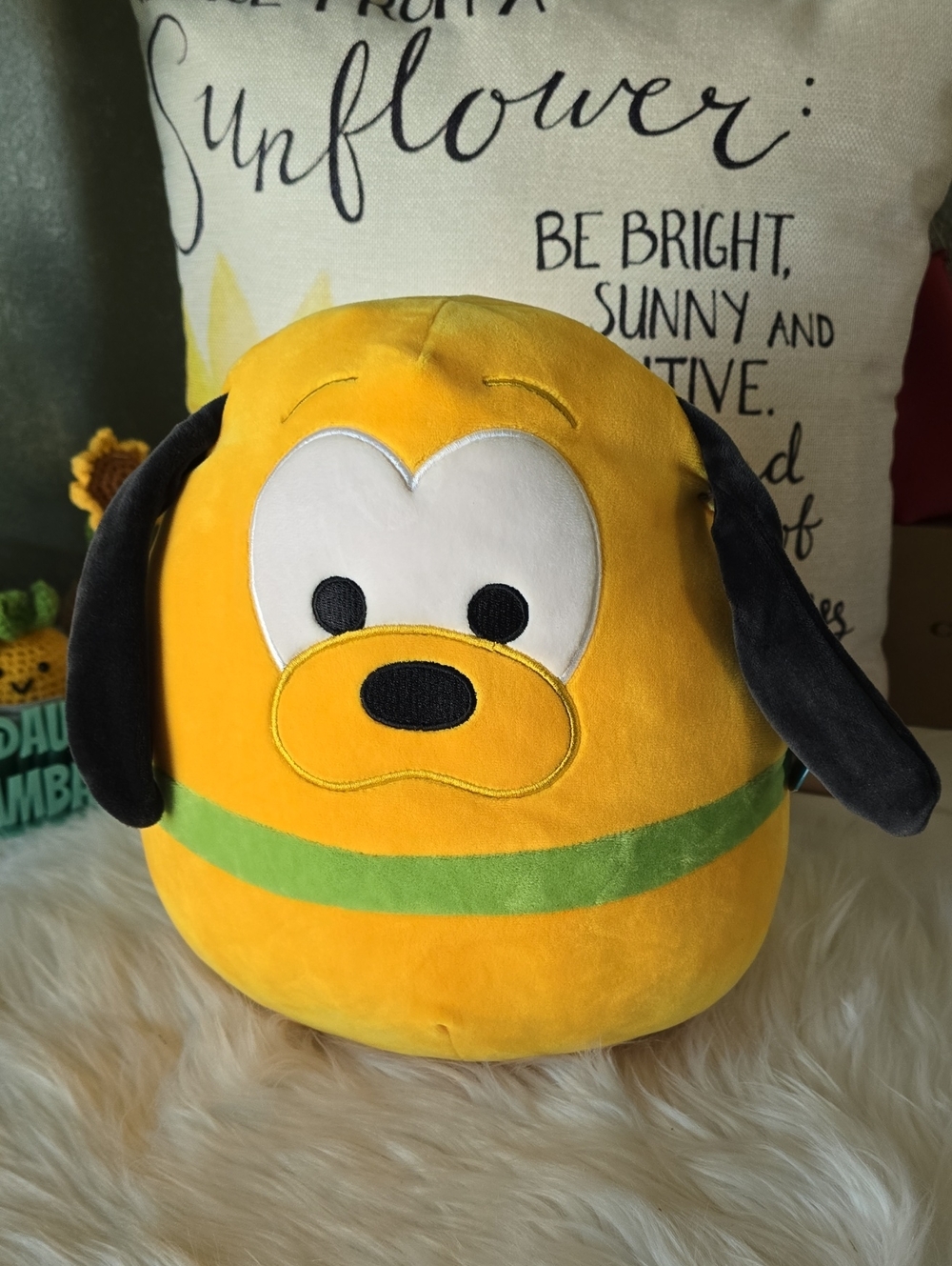 Squishmellow Pluto NWT